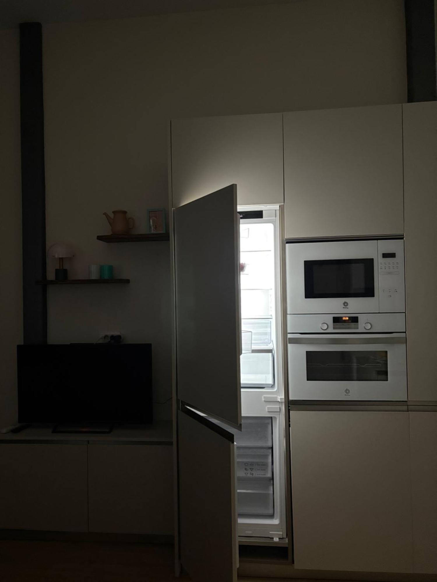 Apartamento Premium En Plaza Mina Minimalismo Y Confort A Pasos Del Mar Cádis Exterior foto